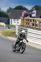 Vintage-motorcycle-club;eventdigitalimages;mallory-park;mallory-park-trackday-photographs;no-limits-trackdays;peter-wileman-photography;trackday-digital-images;trackday-photos;vmcc-festival-1000-bikes-photographs